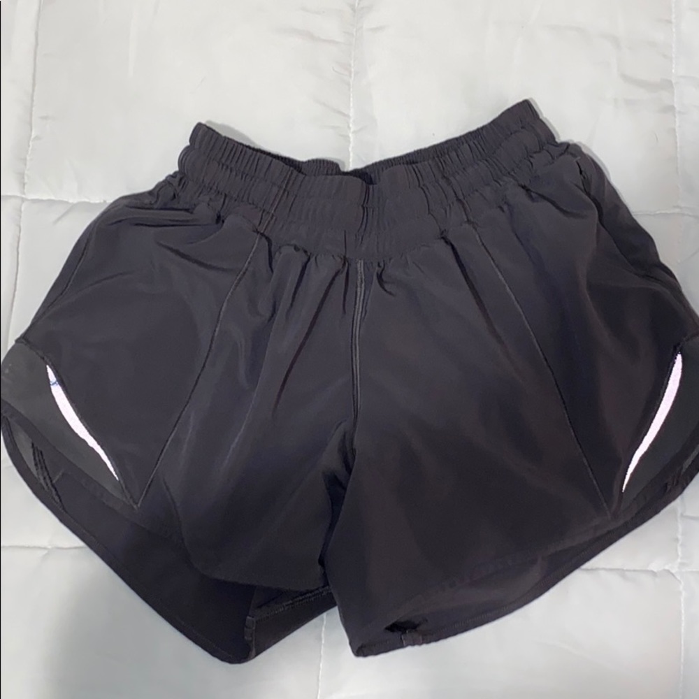 Lululemon hotty hot shorts